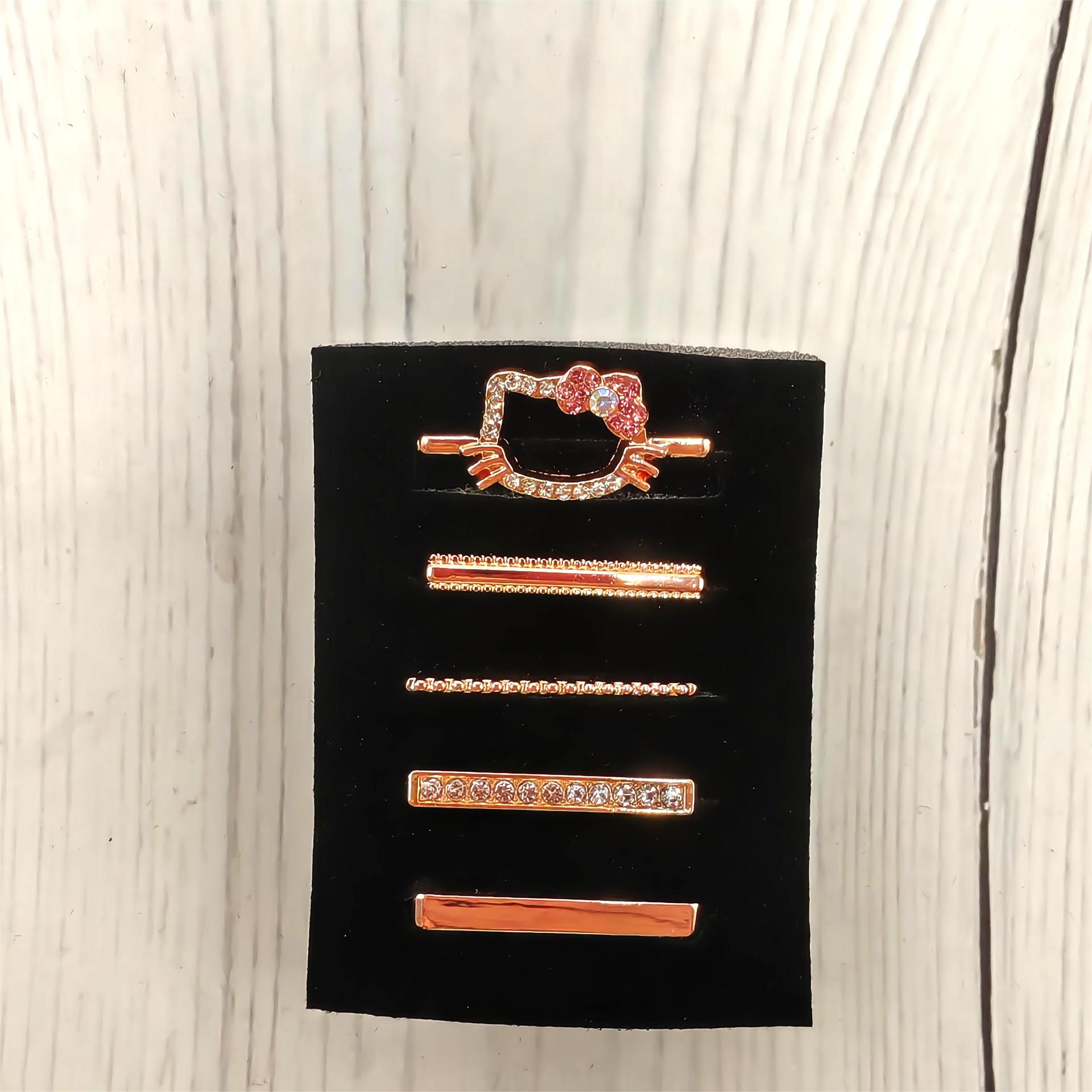Wholesale Chic Cartoon Rhinestone Decorative Pendant For Silicone Band Gold Plated Alloy Jewelry Accessory
