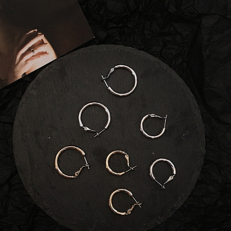 Wholesale Electroplated Metal Circle Earrings Korean Minimalist Jewelry Accessory