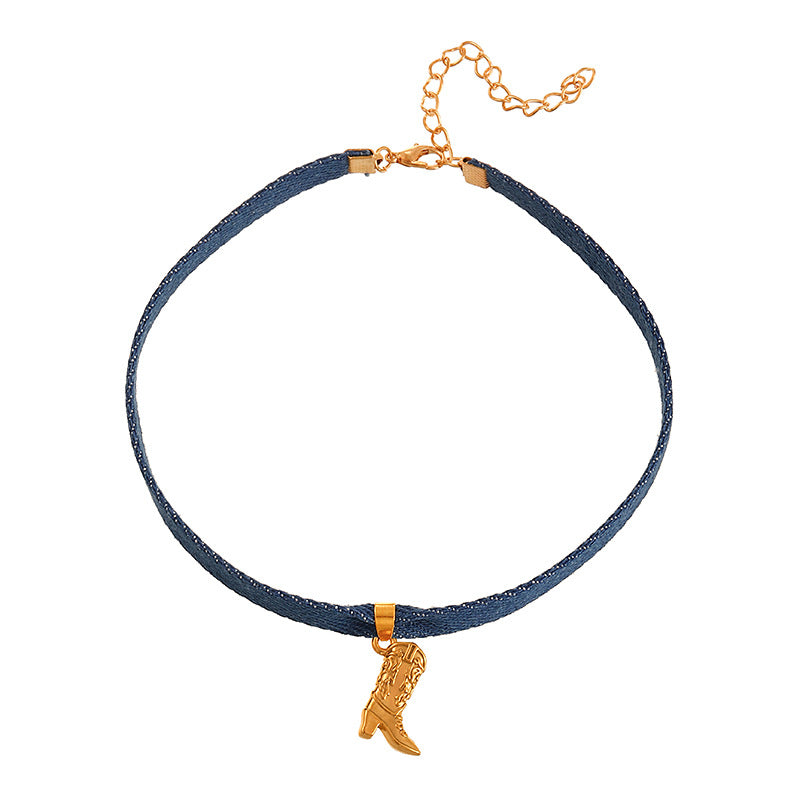 Wholesale retro gothic short velvet bull head pendant necklace