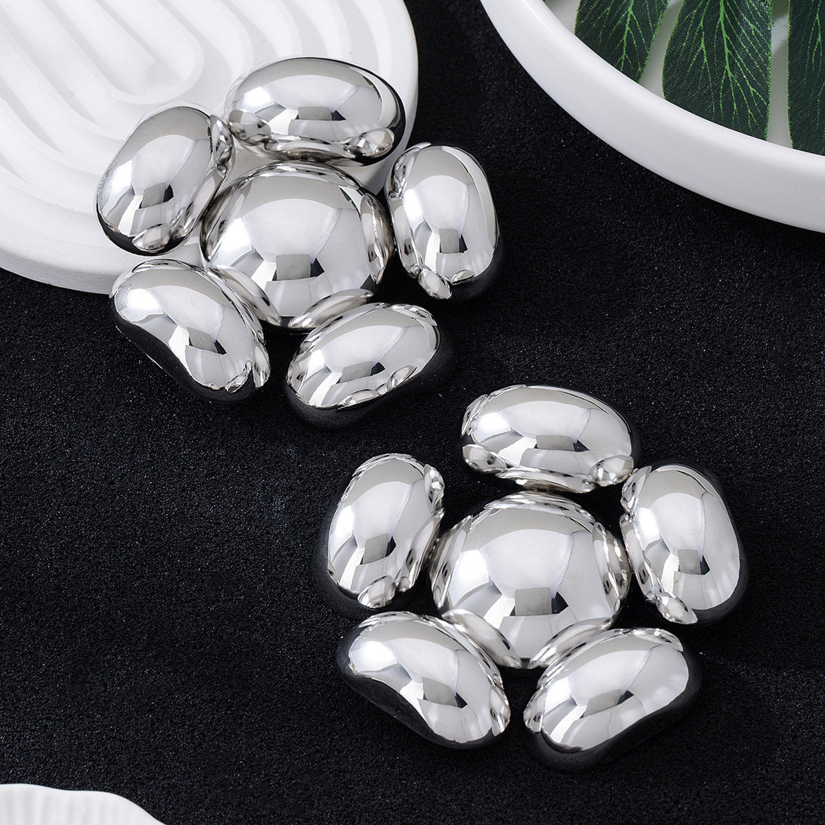 Wholesale 2026 Exaggerated Gold Petal Earrings Light Luxury High-End  Unique Fashion Earrings