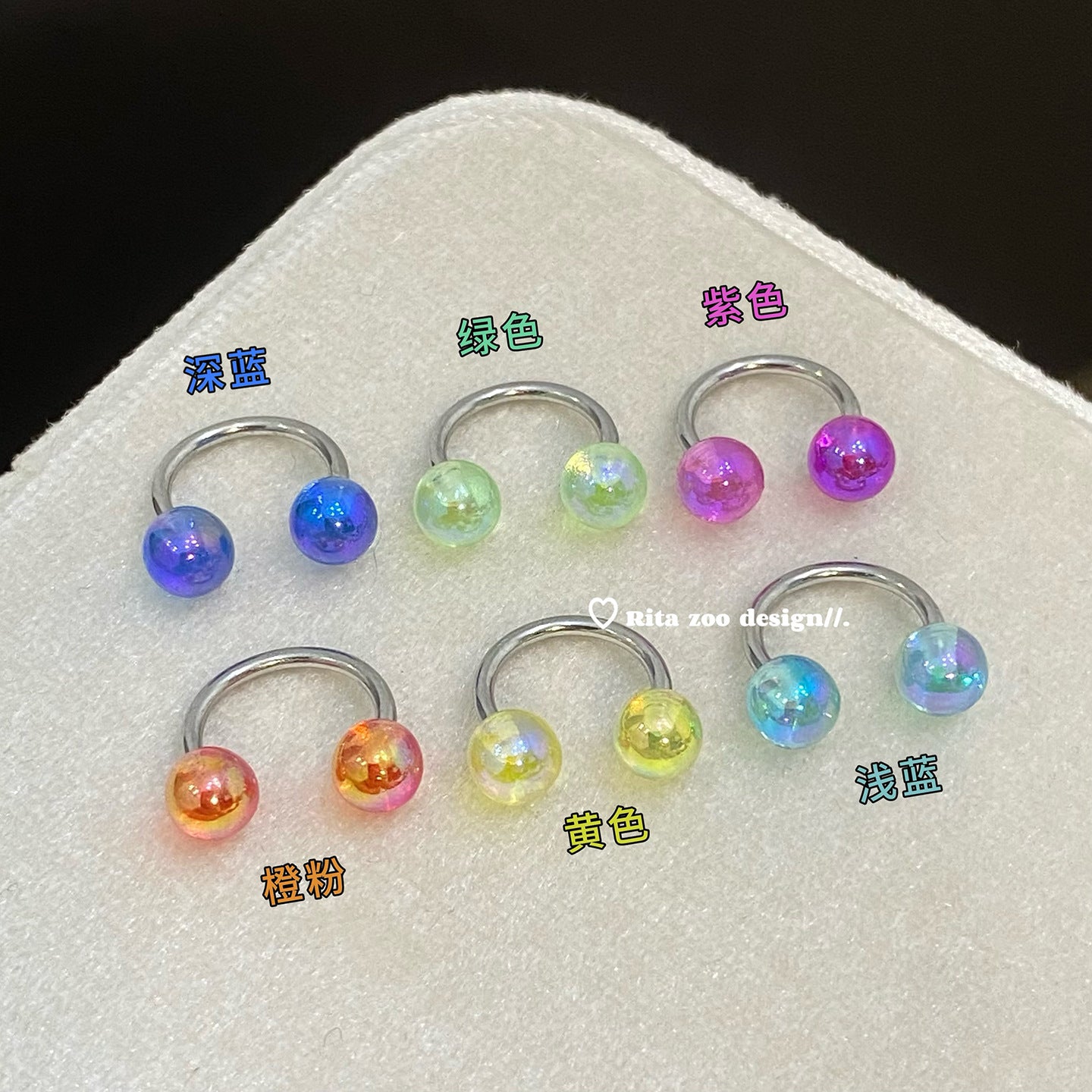 Wholesale Titanium steel screw horseshoe earrings