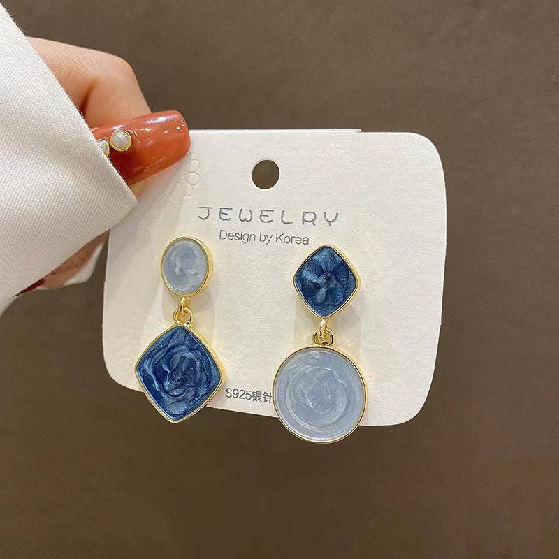 Wholesale light luxury  temperament earrings