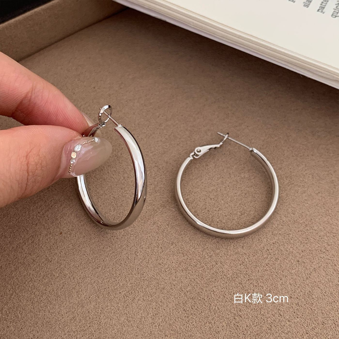 Wholesale Large earrings  suitable silver needle earrings large circle plain earrings