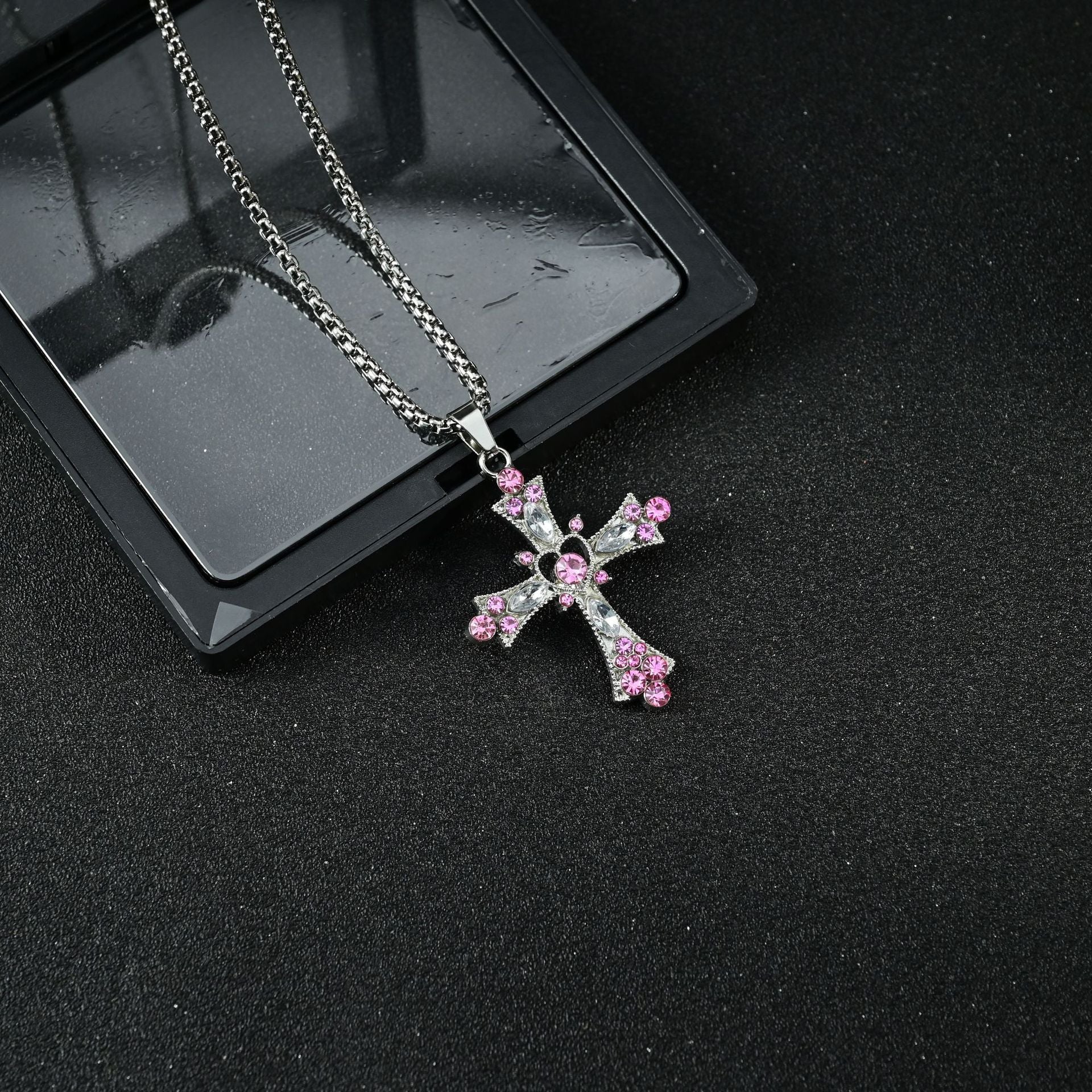 Wholesale Sweet Cool Korean Style Cross Pendant Necklace Women S Vintage Zinc Alloy Collarbone Chain Chic Layering Jewelry Accessory