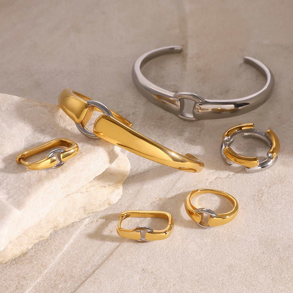 Wholesale Stainless Steel Gold and Silver Contrast Color Simple Earrings