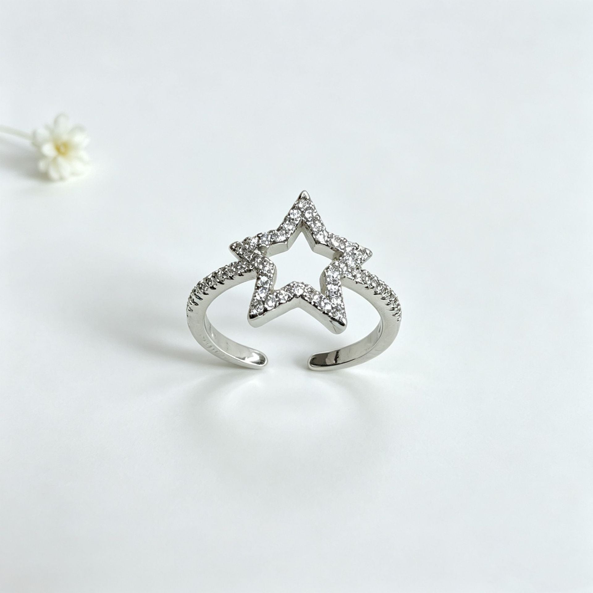 Wholesale 18K Gold Plated Brass Star Open Ring Chic Adjustable Women S Jewelry Accessory For Everyday Wear Gift