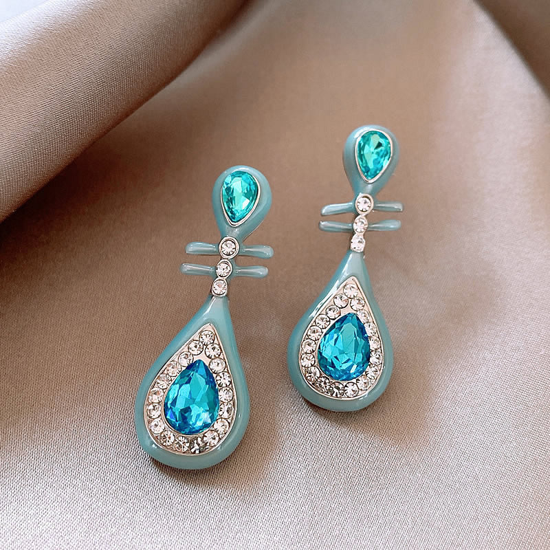 Wholesale Elegant  Sophisticated Four-Leaf Clover Turquoise Stud Earrings