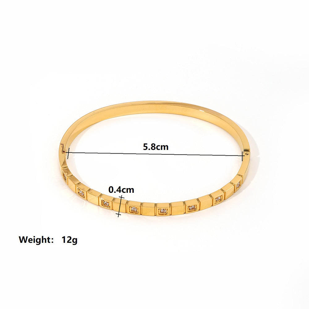 Wholesale Golden Stainless Steel Zircon Hollow Bracelet Retro Titanium Steel Bracelet Ornament Vintage  ACC-BT-Yazhi001