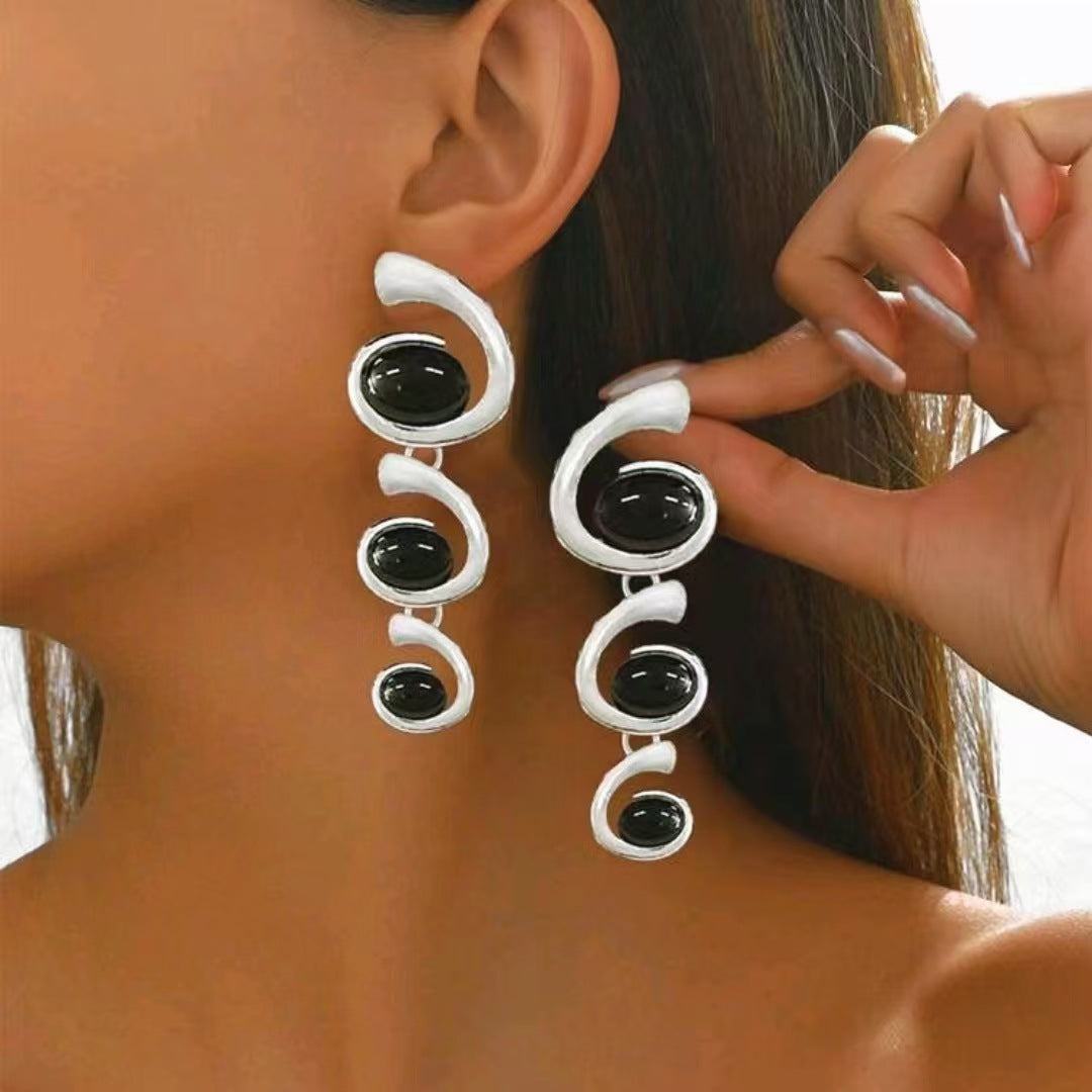 Wholesale alloy simple personality earrings