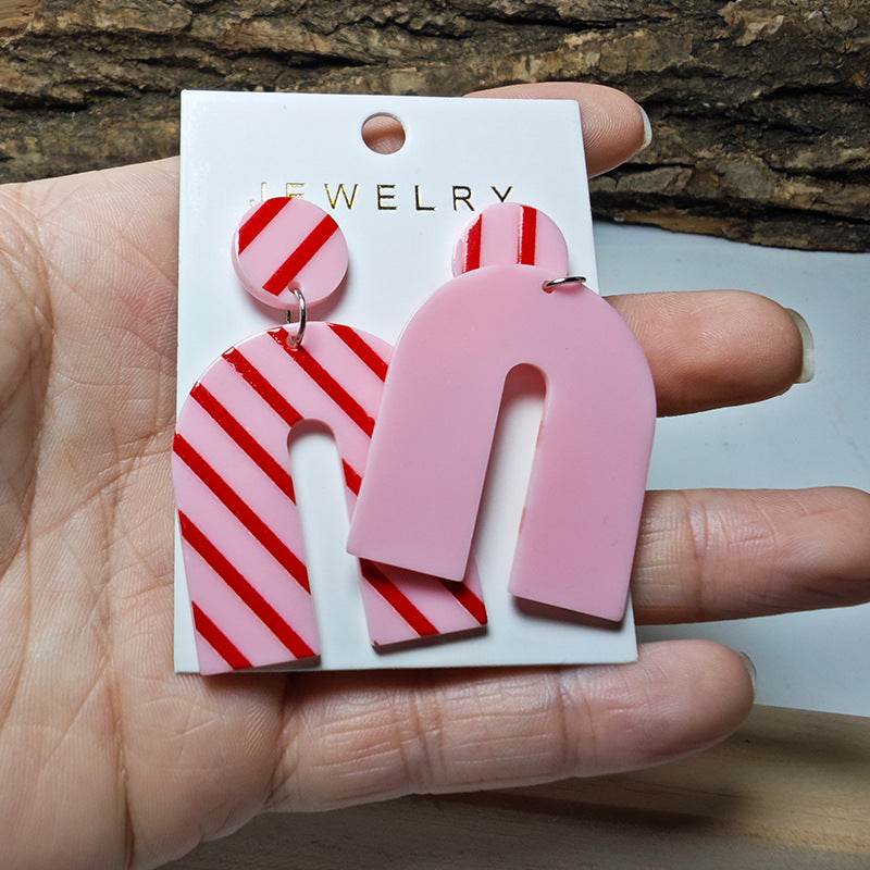 Wholesale Simple Red Striped U-shaped Earrings