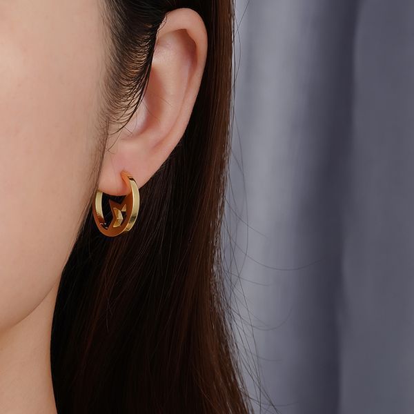 Wholesale  Light Luxury Geometric Round Stainless Steel Earrings