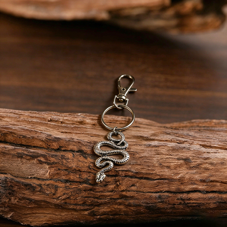 Wholesale Zinc Alloy Retro Keychain Pendant Fishbone Star Design Creative Key Ring Gift For