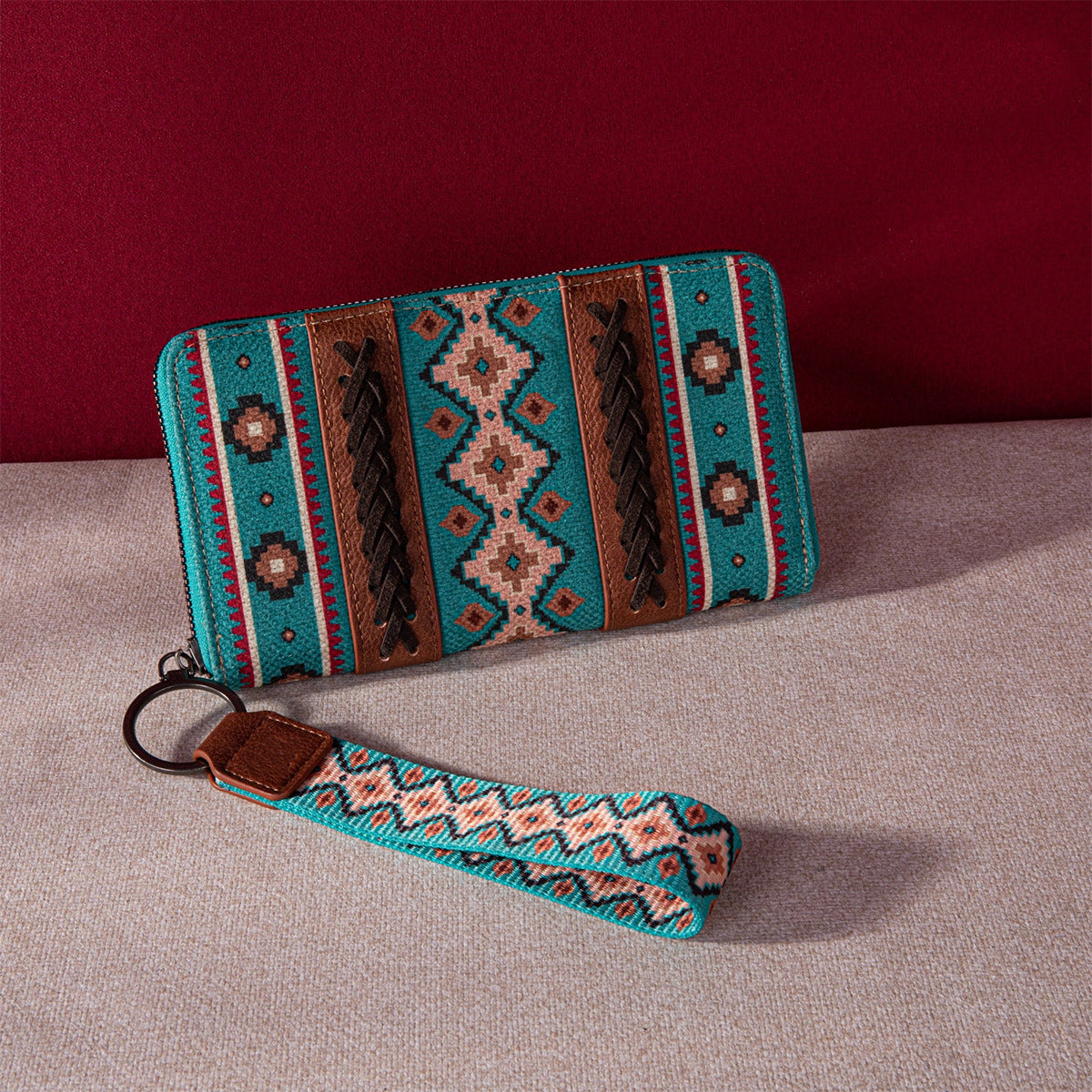 Wholesale Vintage Cotton Linen Aztec Western Style Bohemian Clutch Wallet