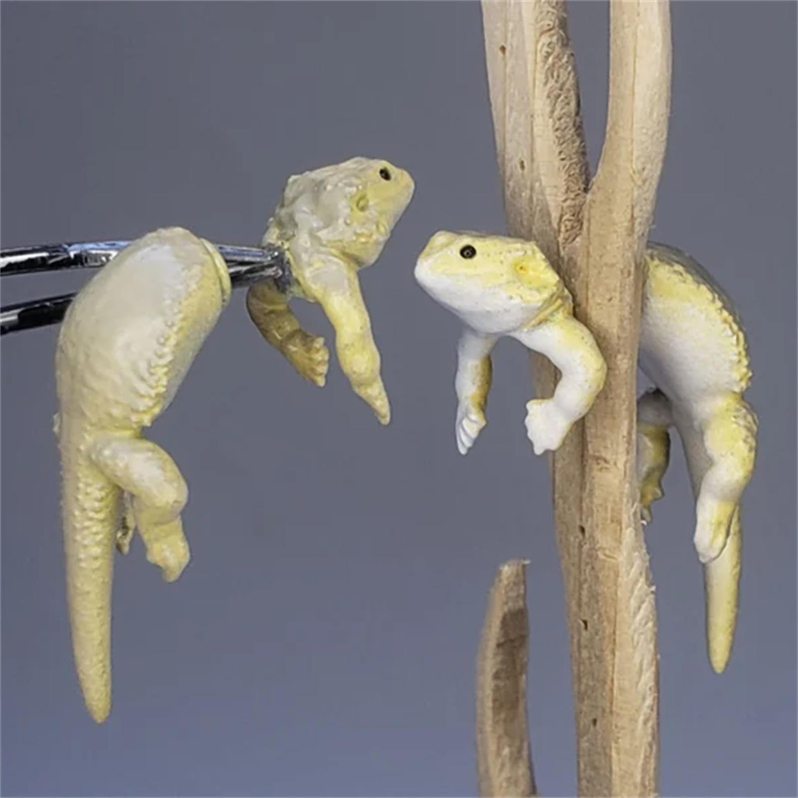 Wholesale Creative 3D Lizard Earrings