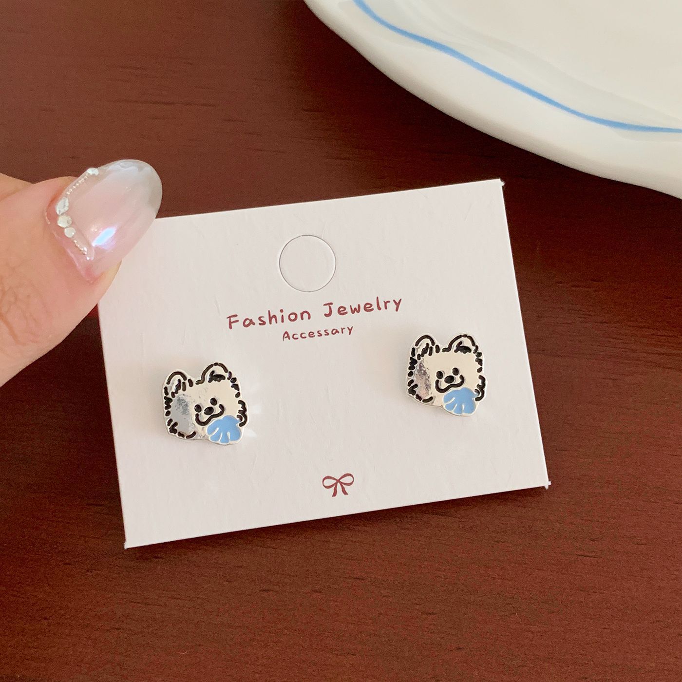 Wholesale Line graffiti blue dog earrings  silver needle cartoon cute small exquisite design earrings