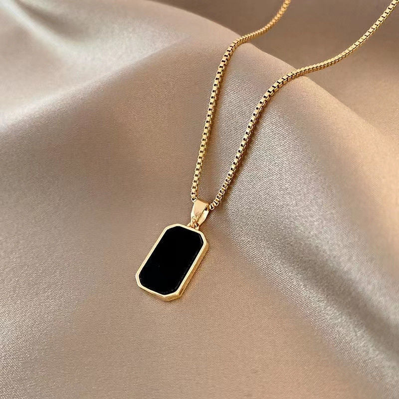 Wholesale Alloy  Black Rectangular Pendant Necklace