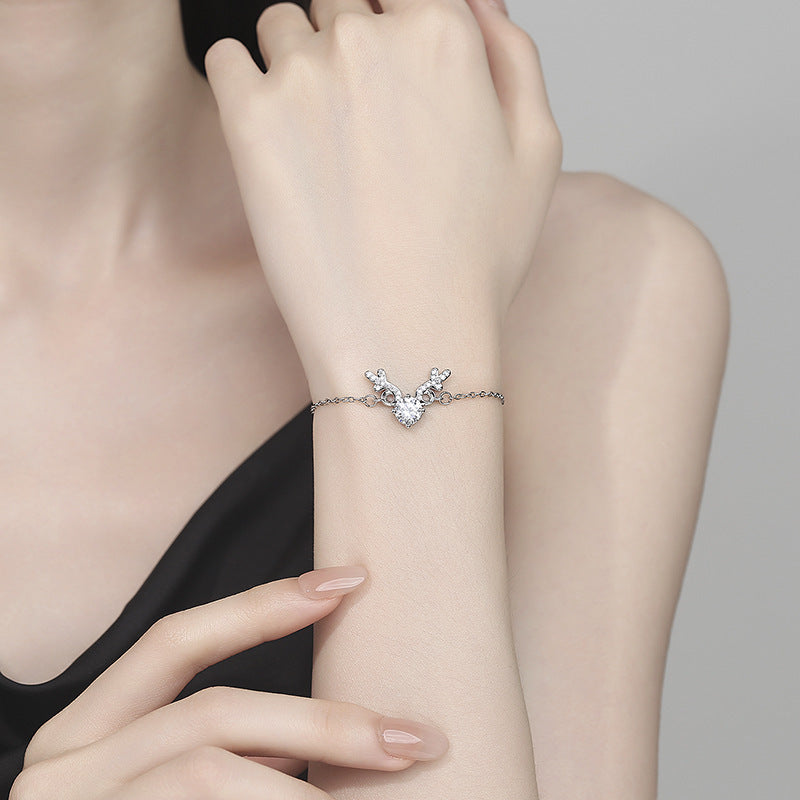 Wholesale Live Broadcast Hot-Selling New Style Bracelet with You All the Way,  Inlaid with Eight Hearts and Eight Arrows Zircon Imitation Moissanite Bracelet Bracelet