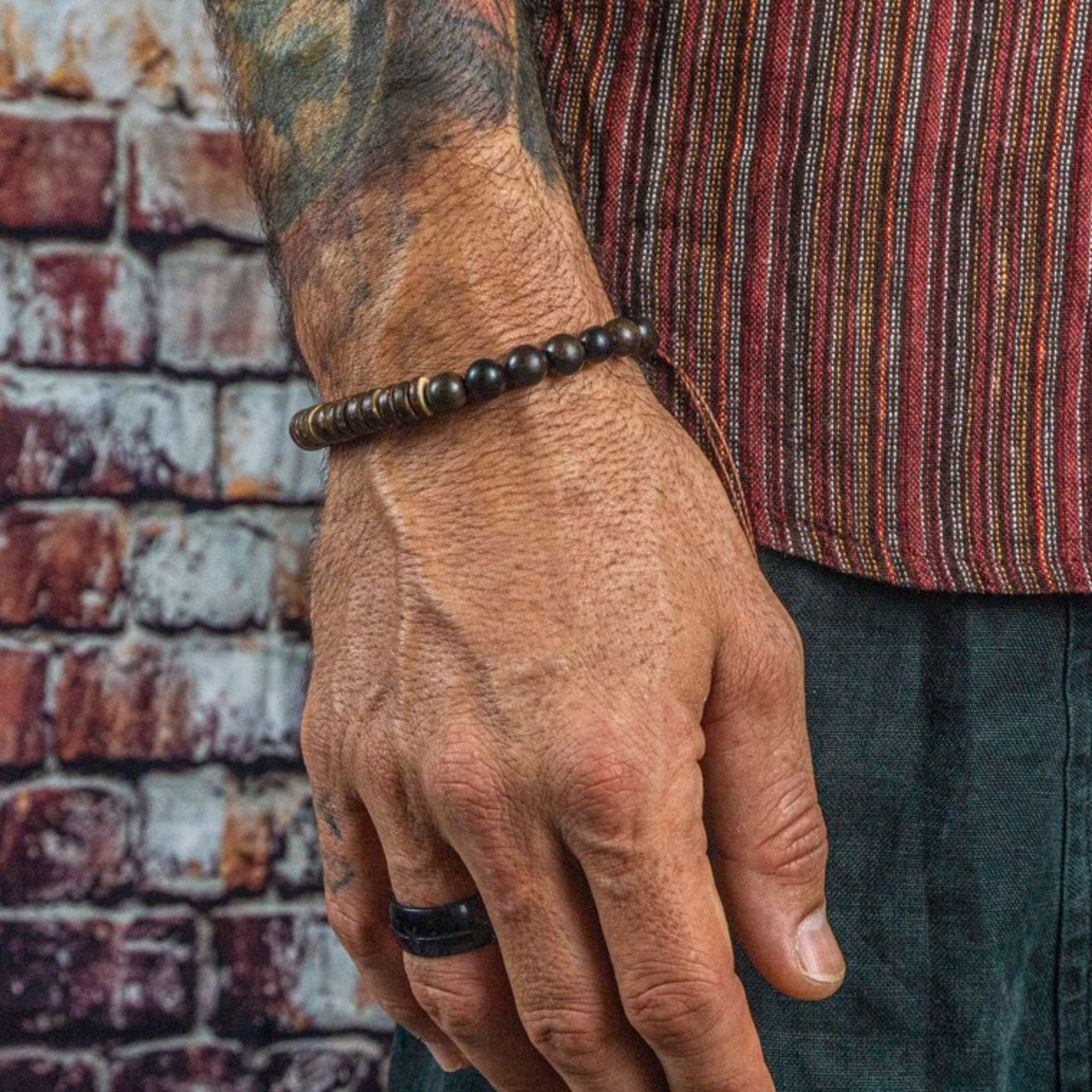 Wholesale Handmade Beaded Skull Bracelet  Retro Style Turquoise Wood Beads Coconut Shell Bracelet