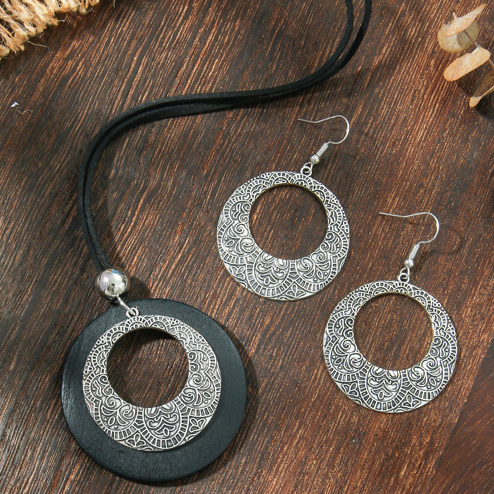 Wholesale Ethnic Style Geometric Earrings with Alloy and Black Wood Wool Chain Everyday Jewelry Accessory