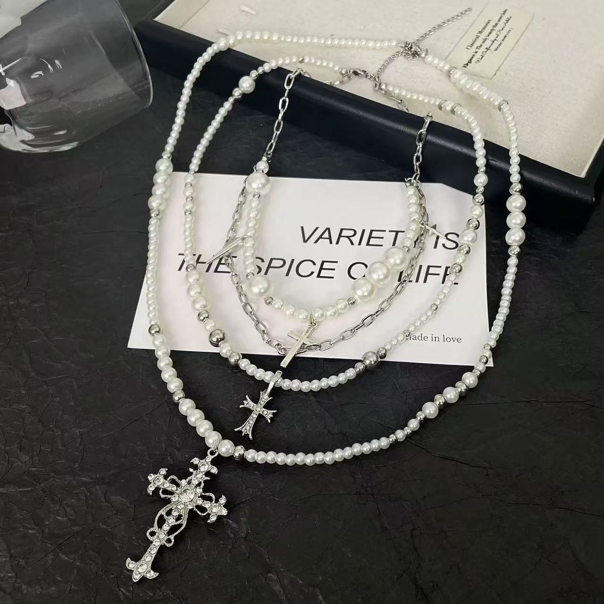Wholesale Alloy Cross Pendant Pearl Necklace For Women Trendy Fashion Accessory Boutique Resale Gift