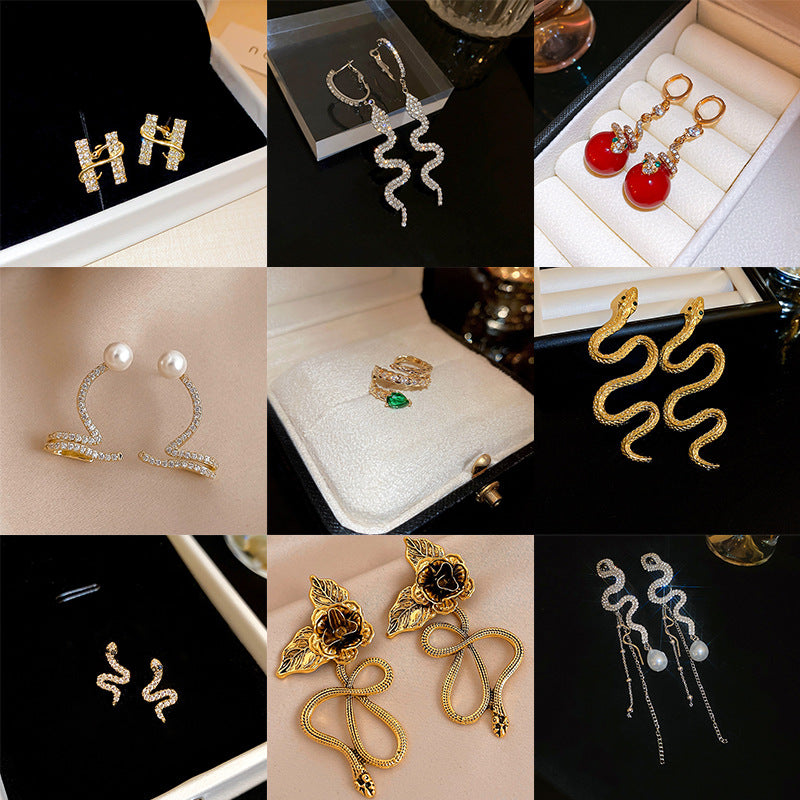 Wholesale Personality Exaggerated Oil Drop Diamond Small Snake Silver Earrings