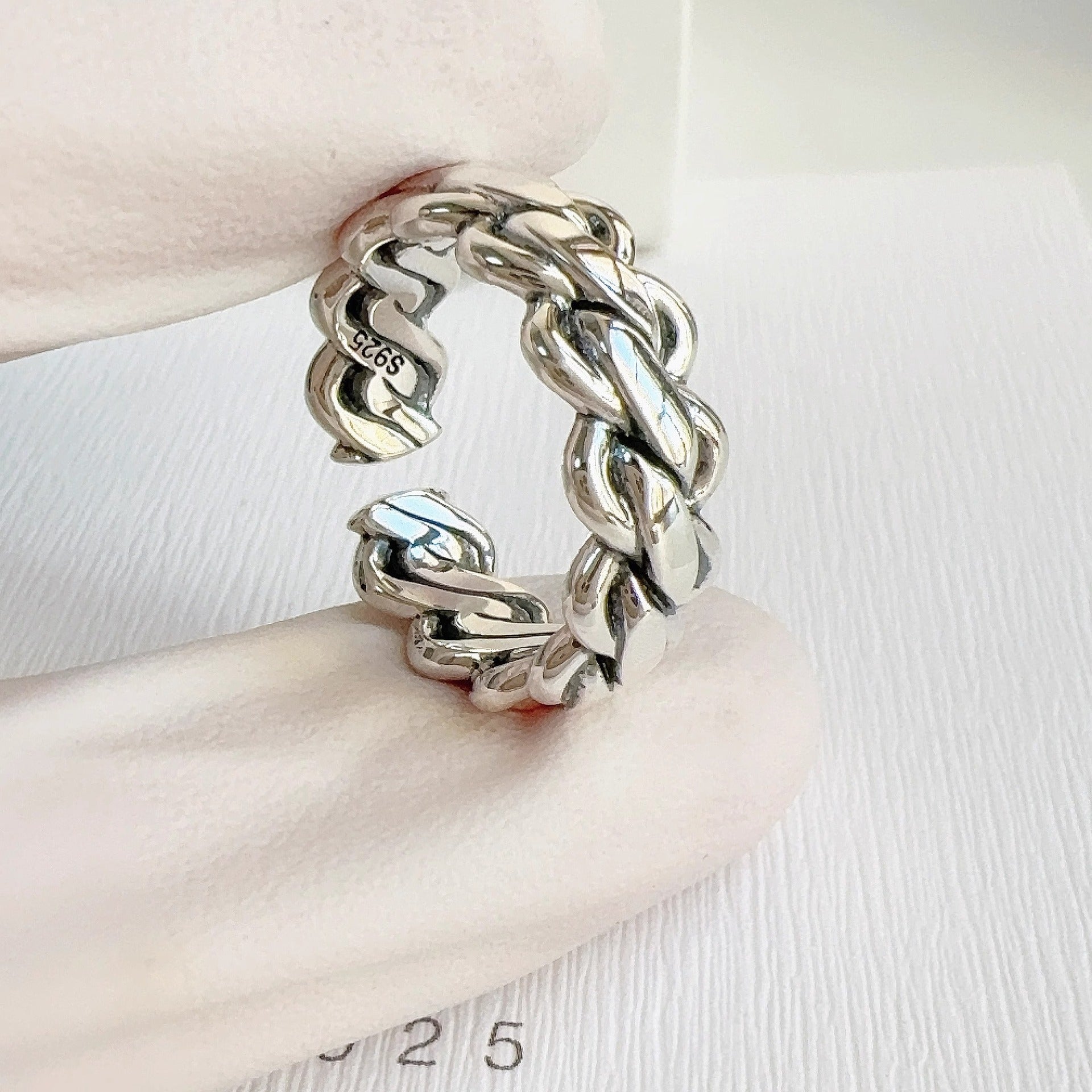 Wholesale Simple Chain Opening Ring