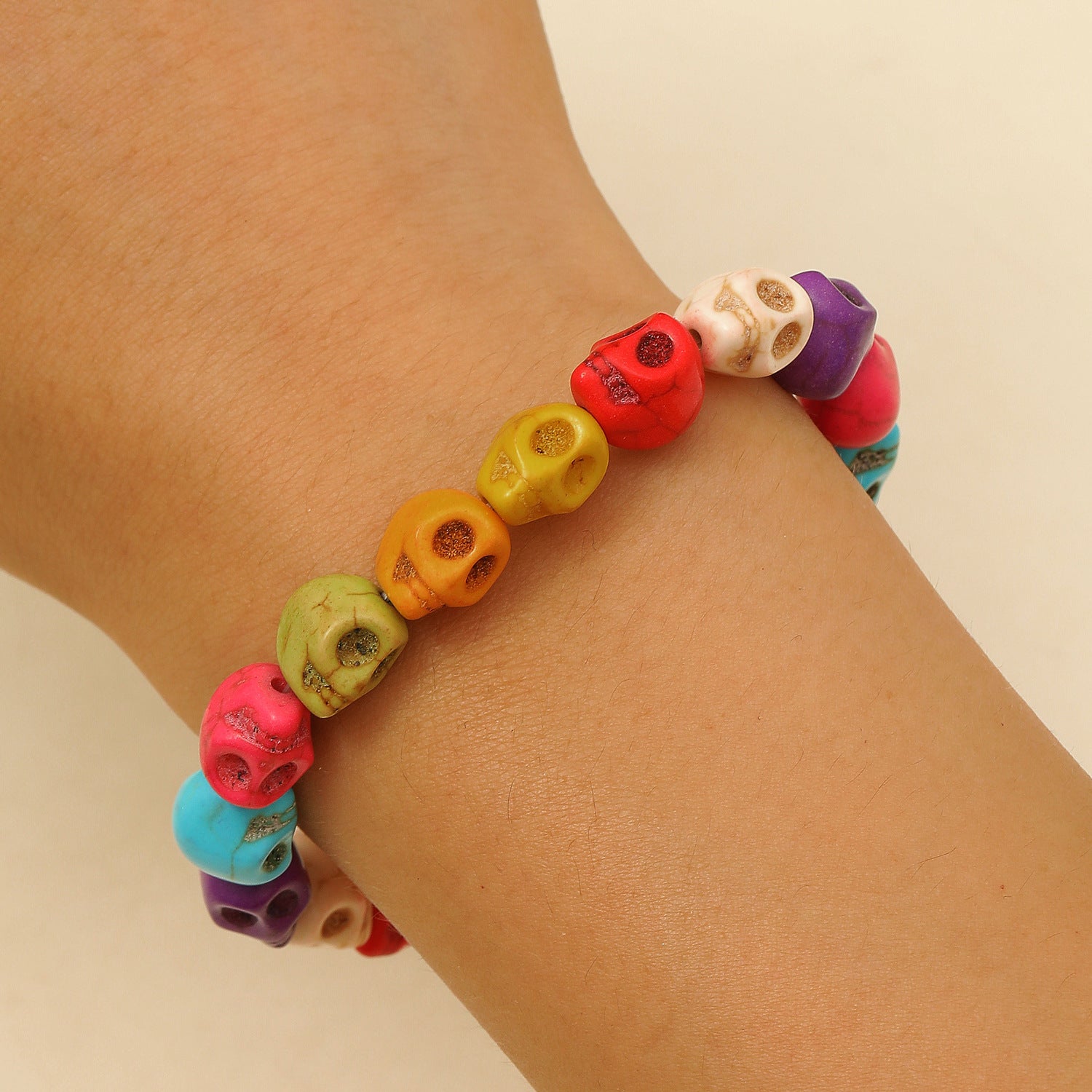 Wholesale Unisex Resin Skull Bracelet - Fashion Accessory,  Gift for  Party or Travel Commemoration