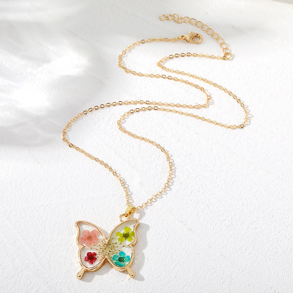 Wholesale Resin Dried Flower Butterfly Pendant Necklace Boutique Resale