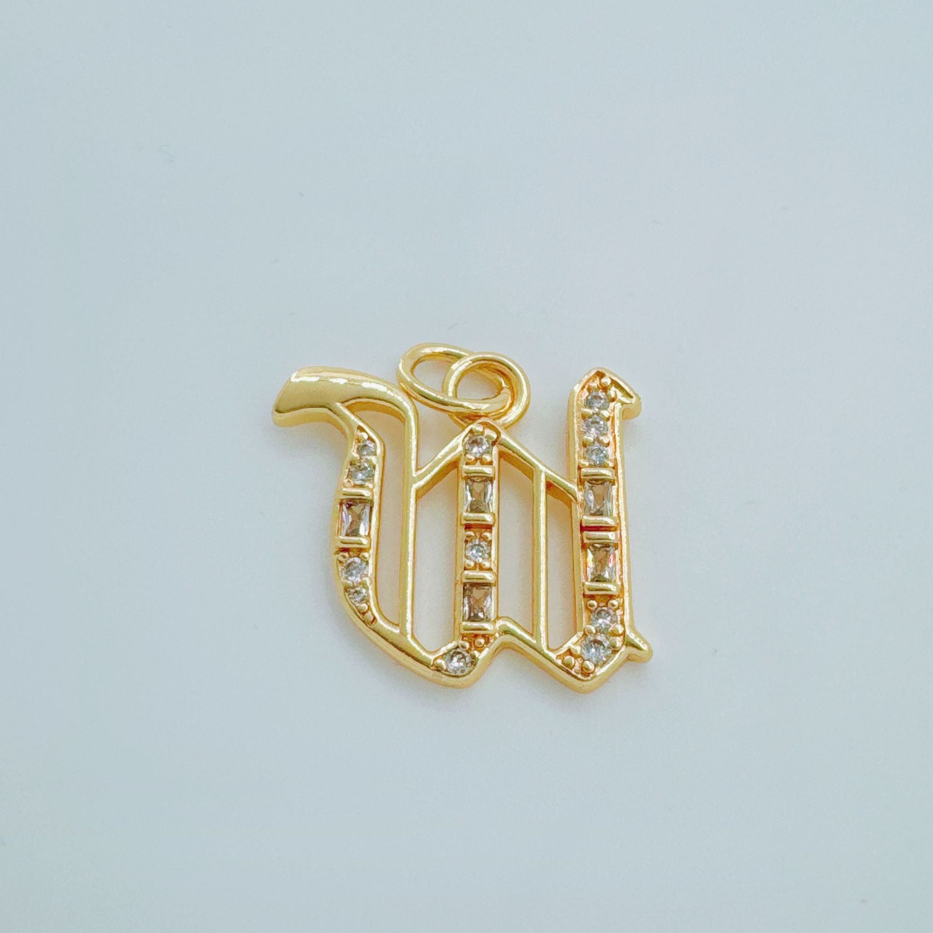 Wholesale Copper Gold-Plated Ice Sugar Letter Pendant Necklace European American Style Fashion Jewelry Accessory for Women