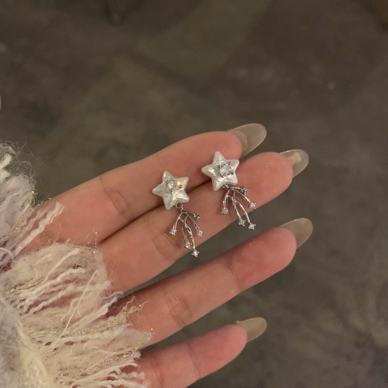 Wholesale Five-pointed star pearl flash diamond tassel earrings