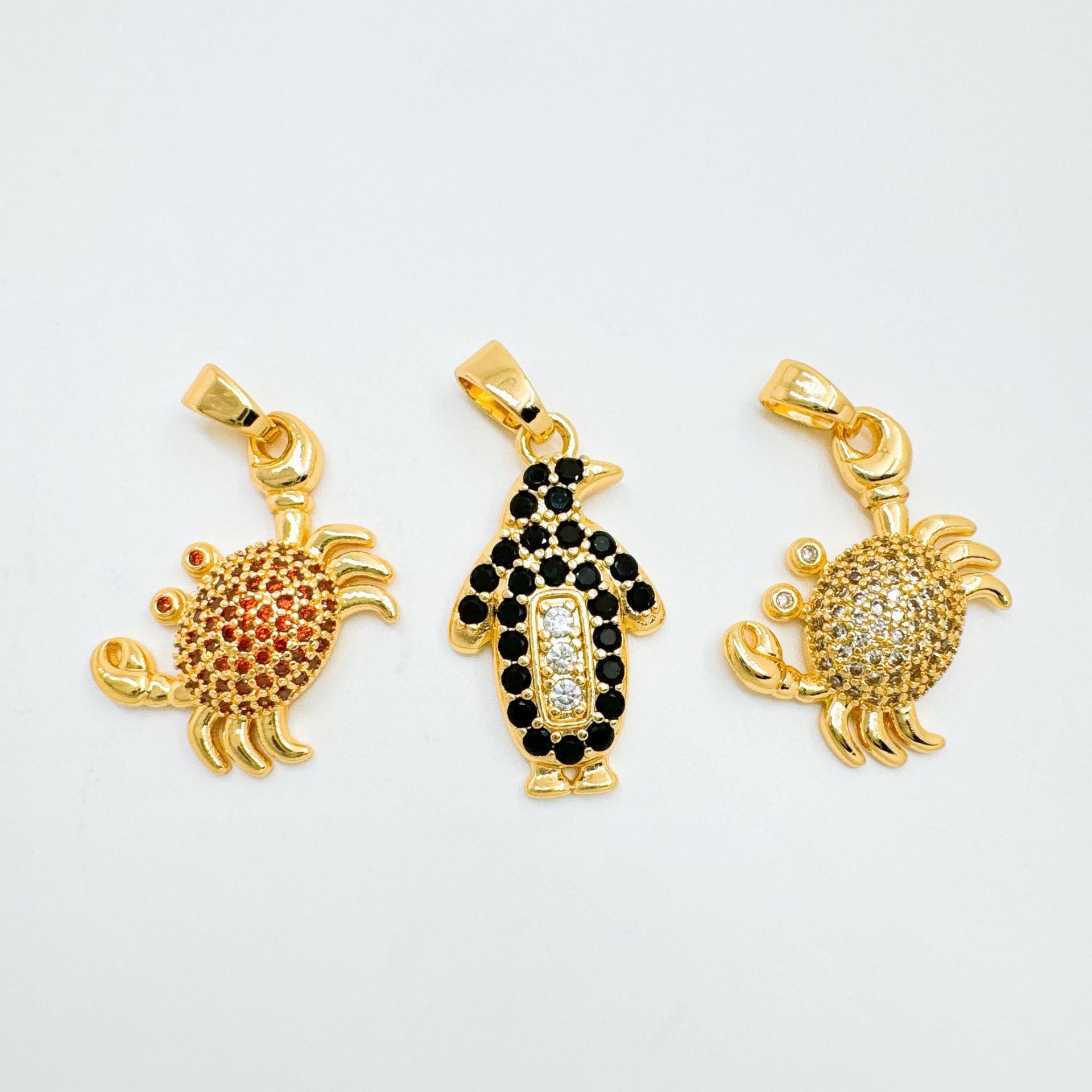 Wholesale Ocean Animal Pendant Necklace Penguin Shell Crab Design Gold Plated Copper Zircon Jewelry Accessory