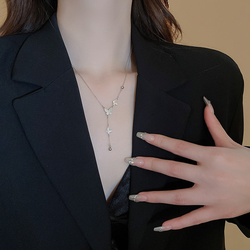 Wholesale Simple Metallic Titanium Steel Butterfly Collarbone Necklace