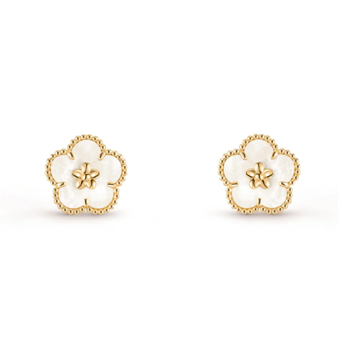 Wholesale Light Luxury Ladybug Butterfly Clover Bracelet Gold-Plated Fashion Jewelry Accessory for Women