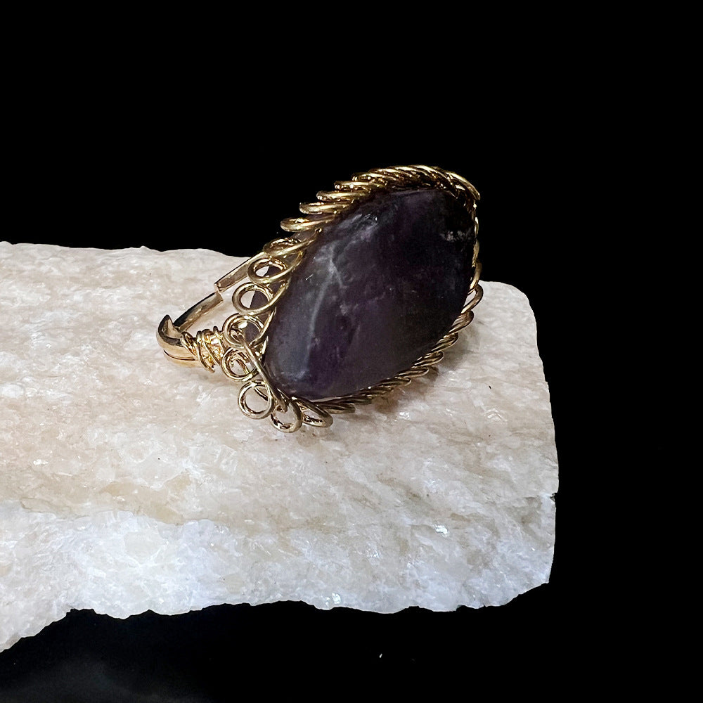 Wholesale  natural stone crystal self-healing handmade egg-shaped ring