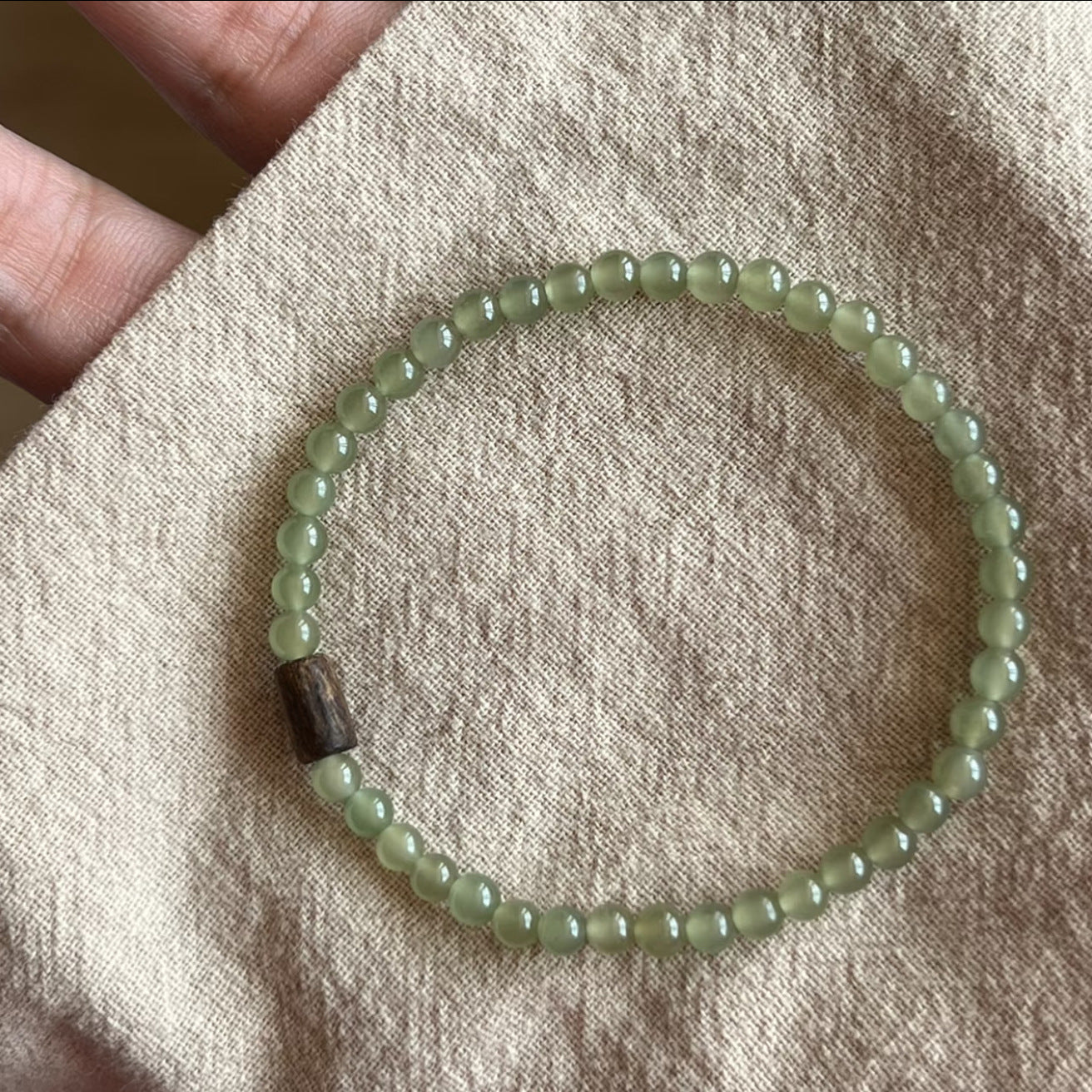 Wholesale Fragrant Wood Bracelet Single Loop New Chinese Style Layering Jewelry Accessory for Women