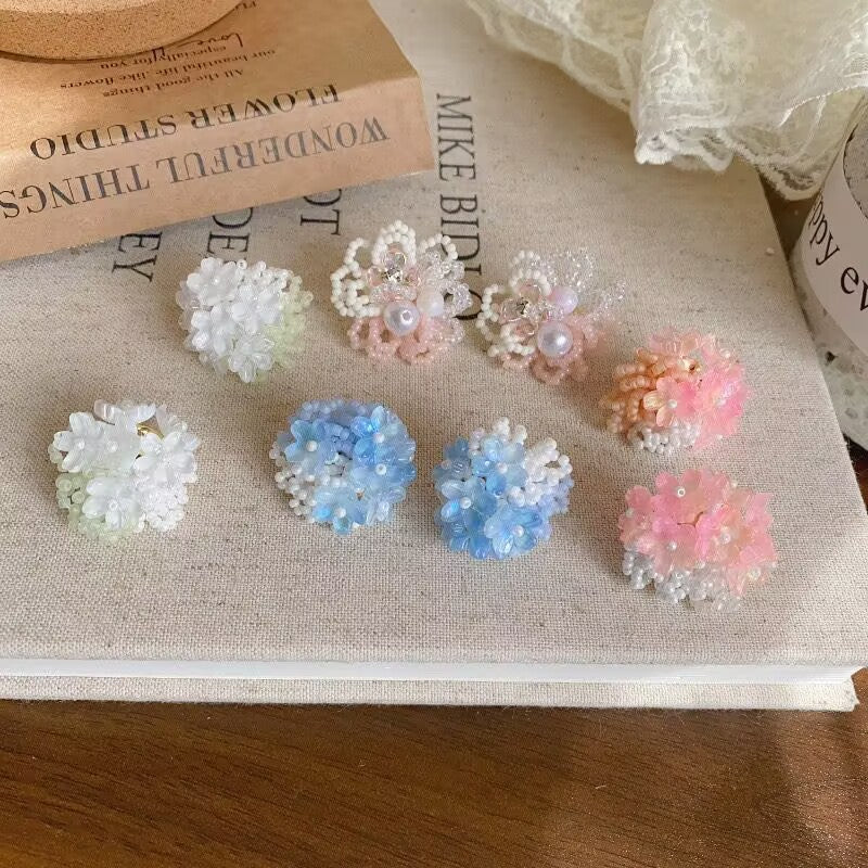 Wholesale Cream Hydrangea Rice Pearl Earrings