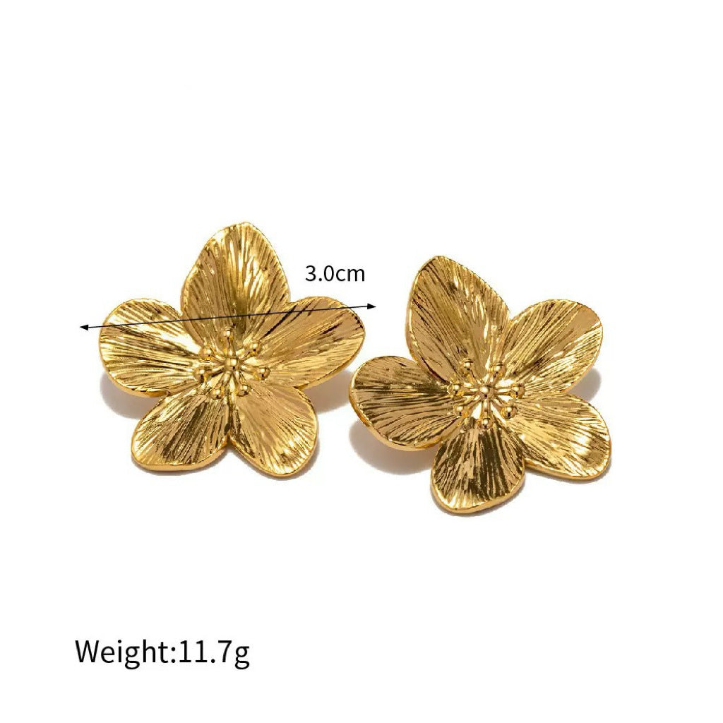 Wholesale Stainless steel  flower earrings versatile light luxury jewelry accessories