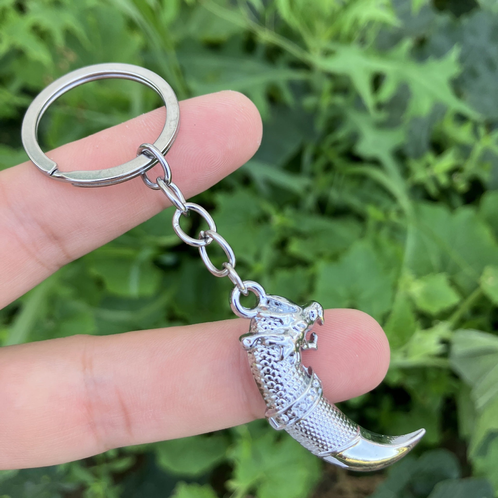 Wholesale Wolf Tooth Keychain For Men Retro Style Pendant Car Key Accessory Trendy Fashion Gift