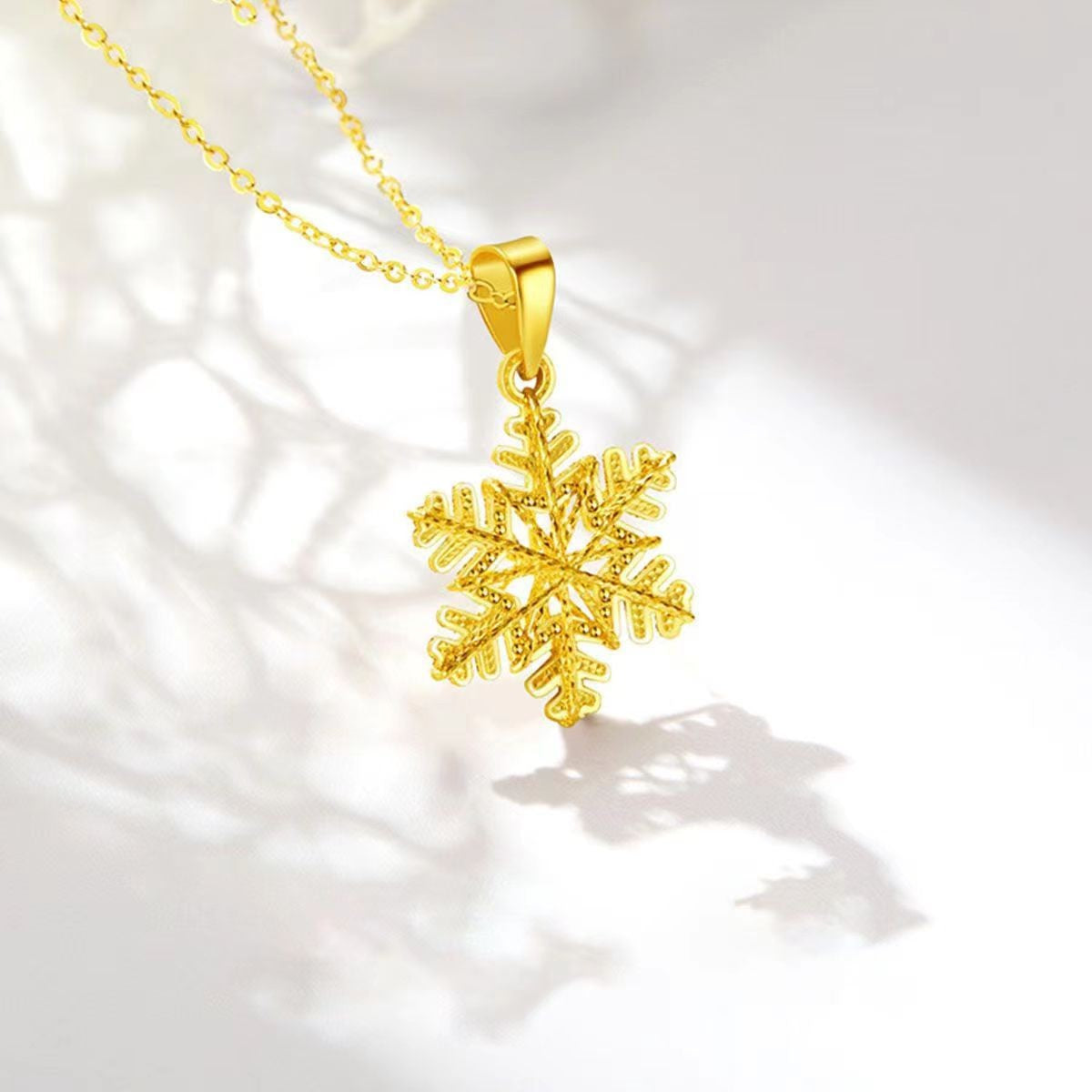 Wholesale Gold Snowflake Necklace