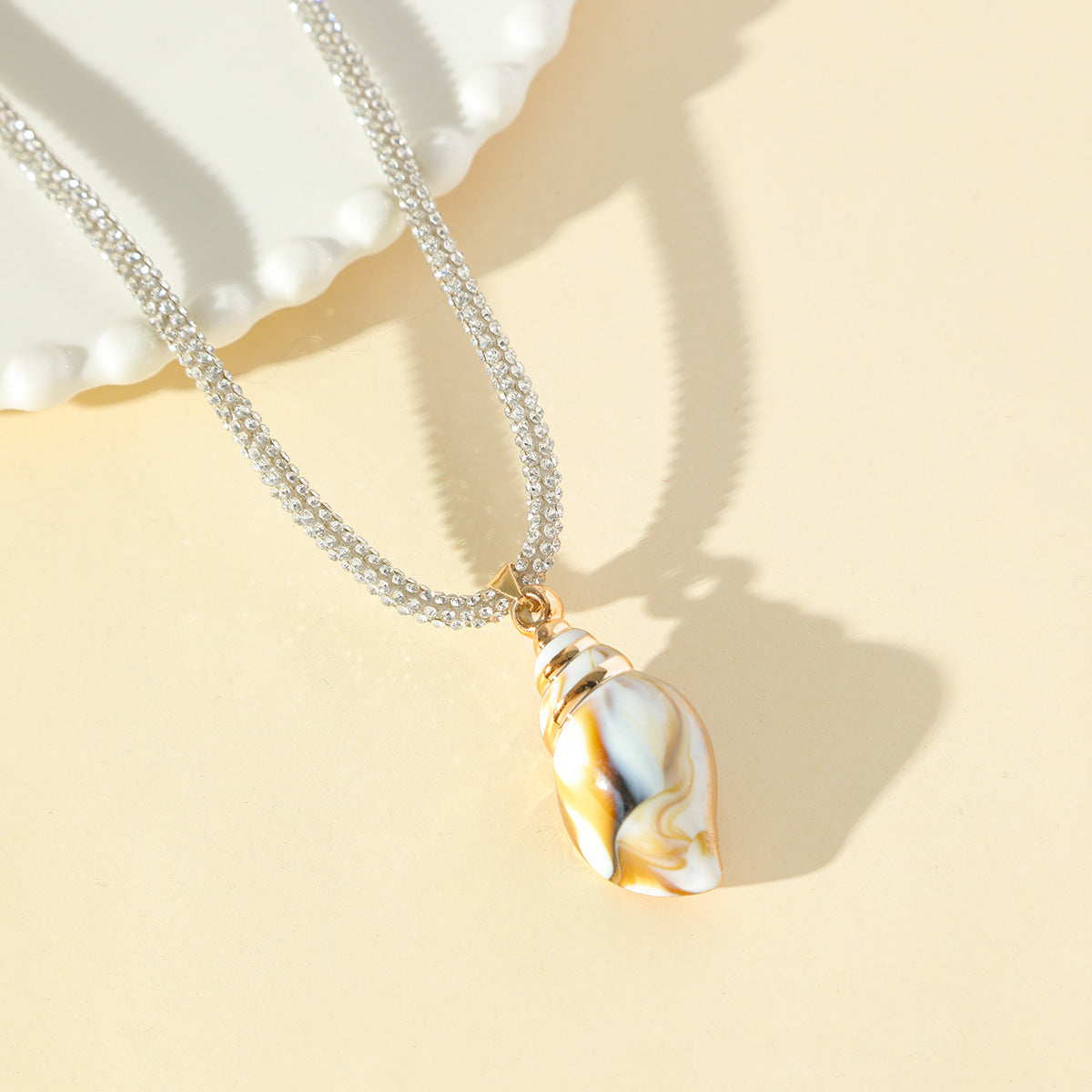 Wholesale Pendant Necklace Light Luxury  Shell Clavicle Chain