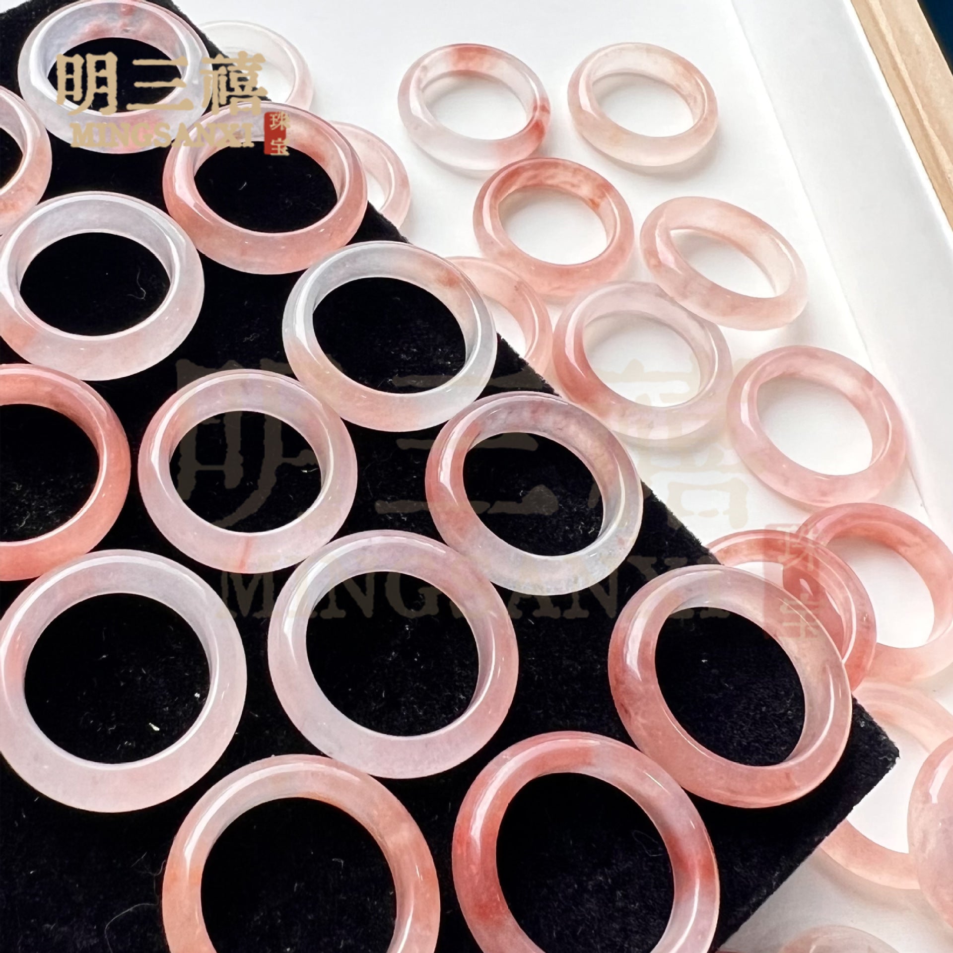 Wholesale Natural Gold Jade Rings