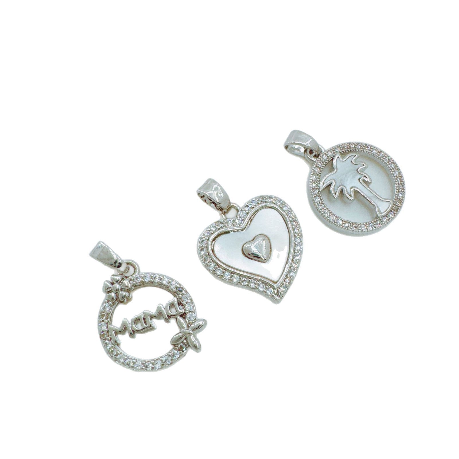 Wholesale Letter Heart nut Tree Pendant Necklace,  Copper Electroplated Jewelry Accessory for Women Boutique Resale