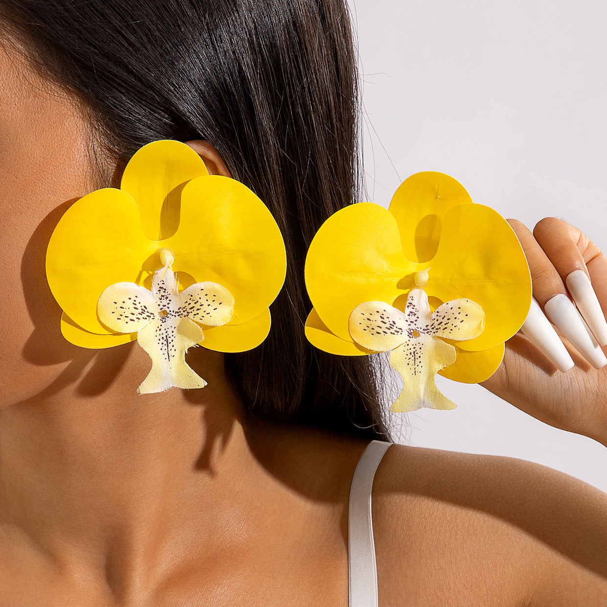 Wholesale three-dimensional color big butterfly orchid earrings