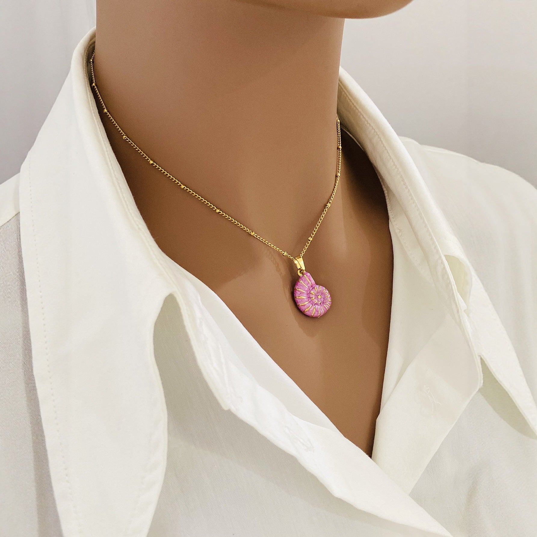 Wholesale Titanium Steel Ocean Series  Oil-Dripping Conch Pendant Necklace