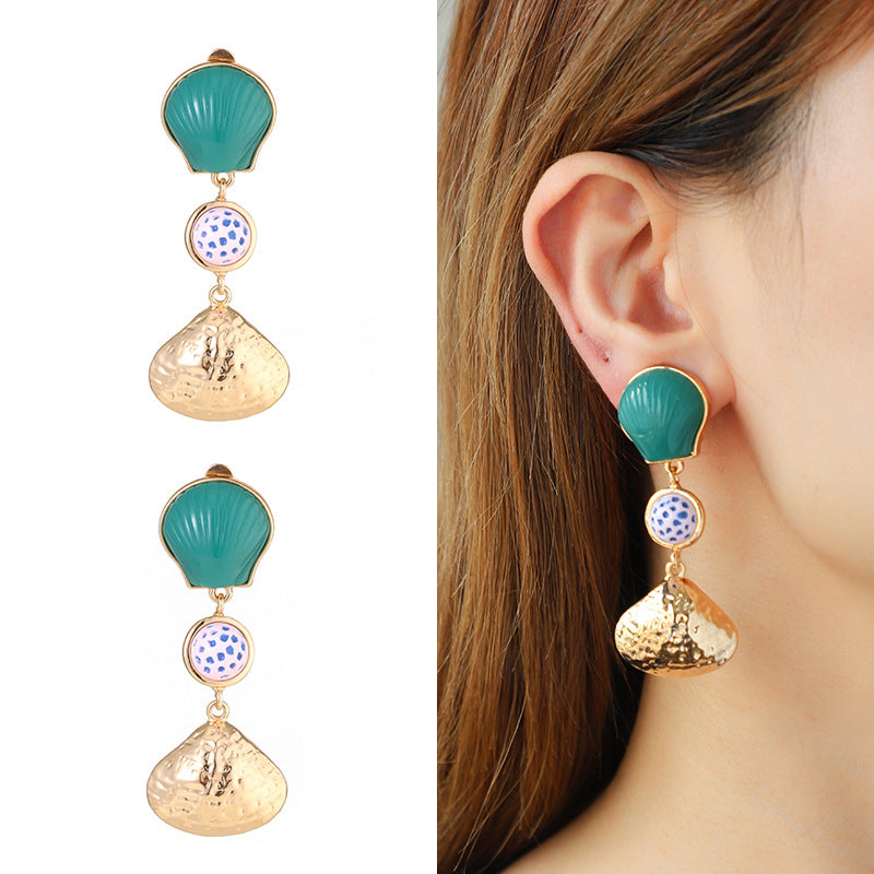 Wholesale Alloy Beach Conch Handmade Tassel Color Earrings