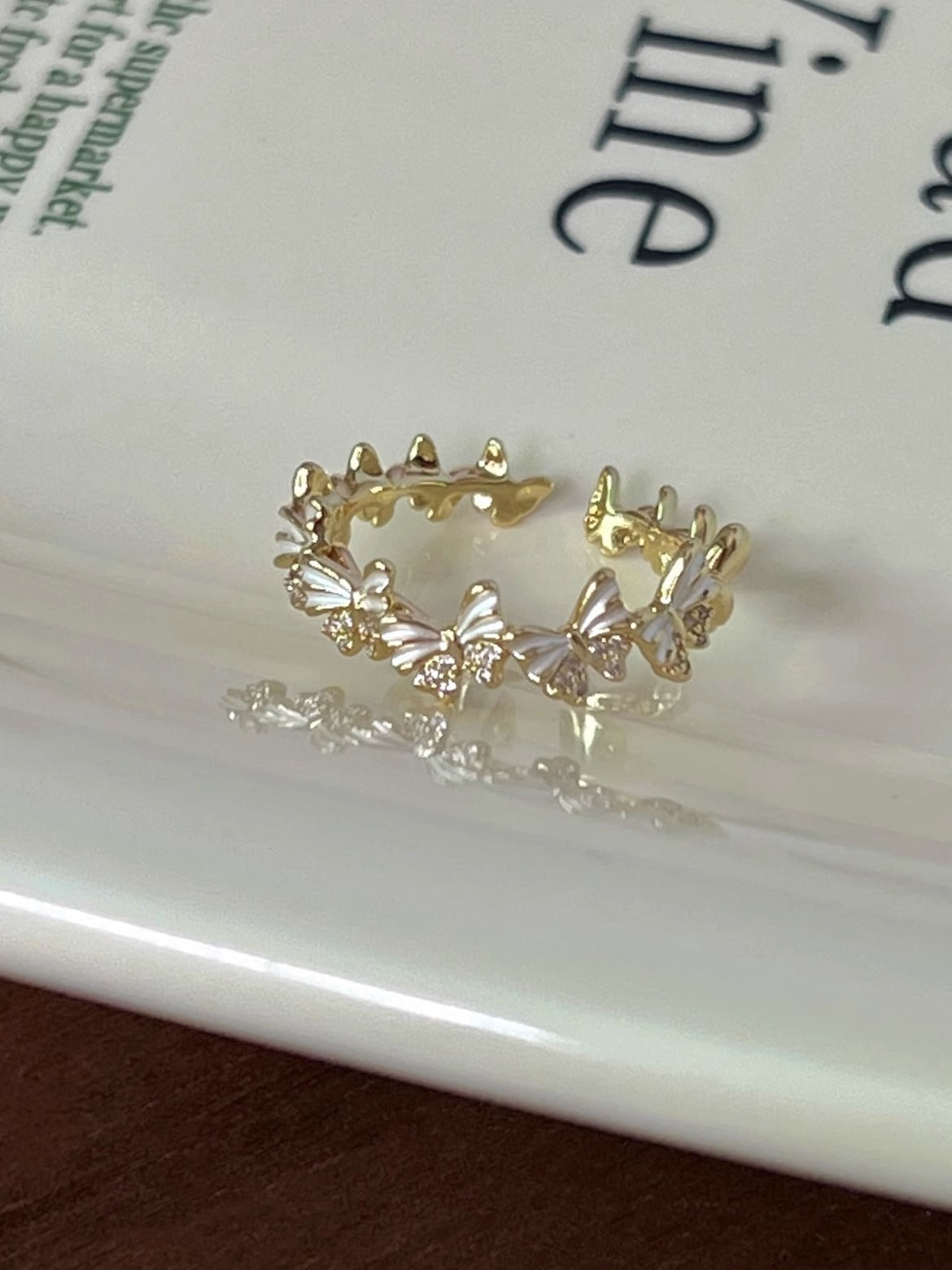 Wholesale Row Diamond Enamel Decoration Butterfly Four-leaf Clover Ring