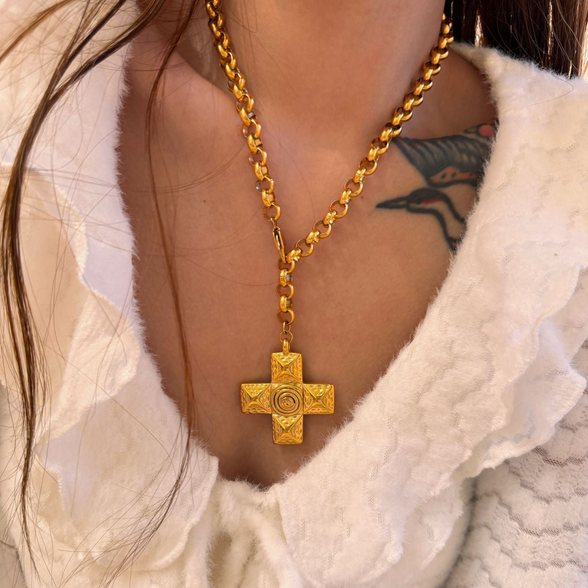 Wholesale 18K gold plated titanium steel cross necklace
