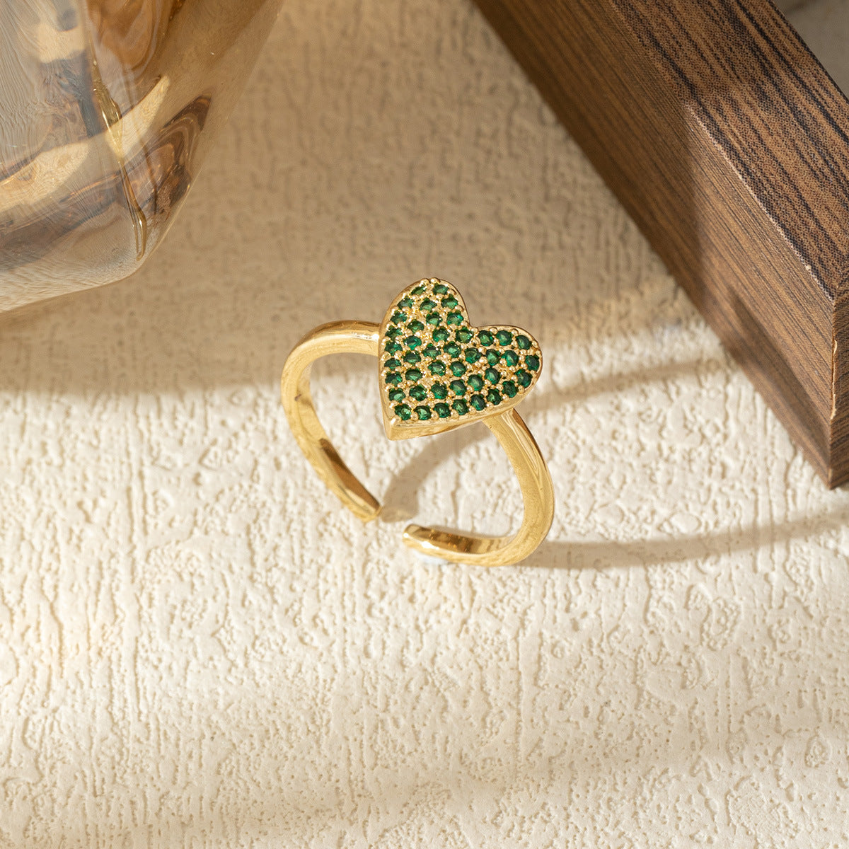 Wholesale Copper Zircon Gold-Plated Vintage Ring with Diamond Inlay,  Adjustable Open Knuckle Ring for Everyday Jewelry Accessory
