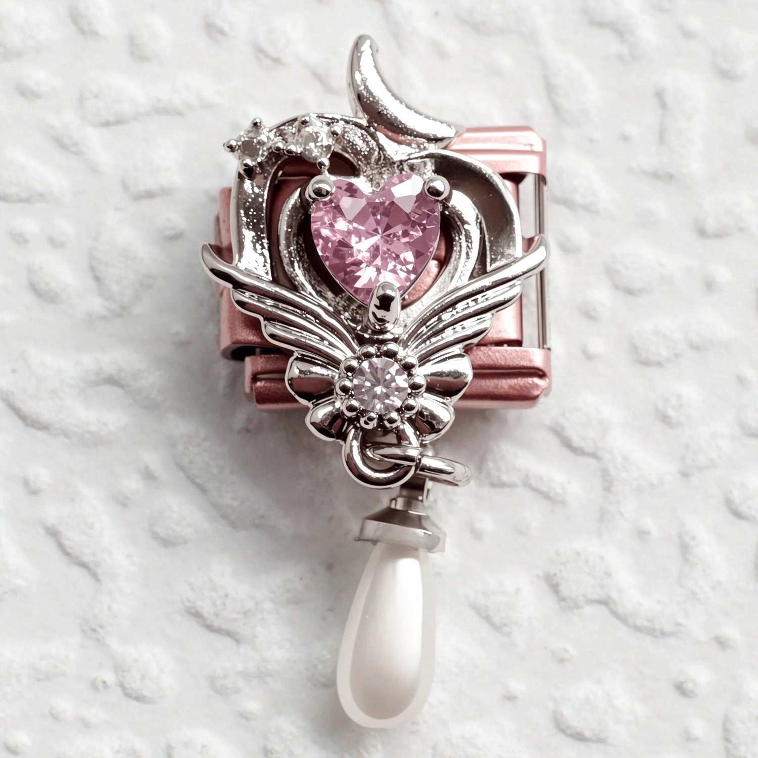 Wholesale Baroque Heart Shape Stainless Steel Charm Bracelet with Wing Motif DIY Fashion Accessory