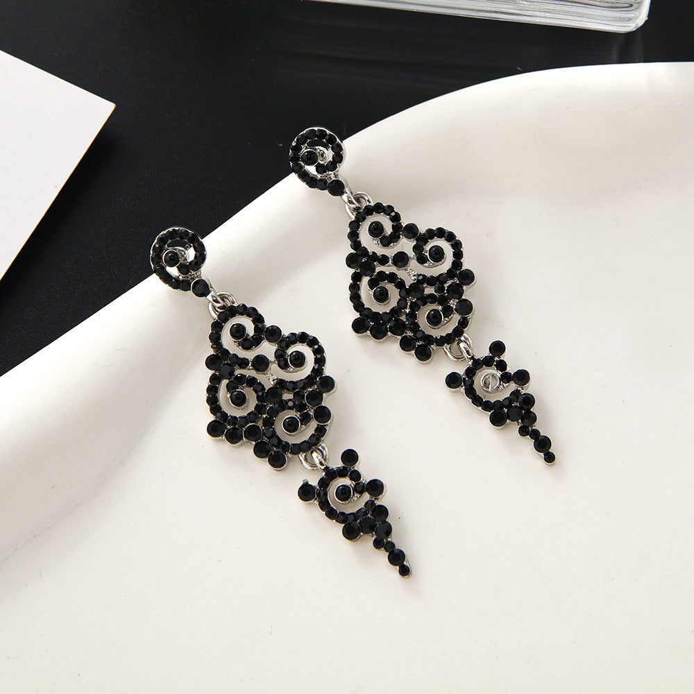 Wholesale Alloy Cut Out Diamond Long Earrings,  Retro Style Fashion Jewelry,  Everyday Wear Gift for Women